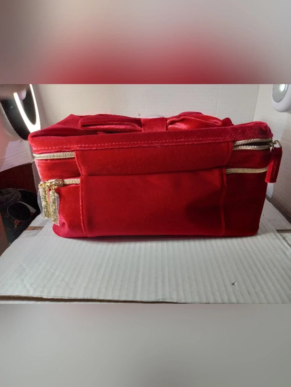 Vintage Estée Lauder Red Bow Velvet Soft 2 Zippered Layers Makeup Case TravelBag